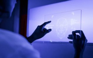 Expertos alertan sobre la psicosis por IA
