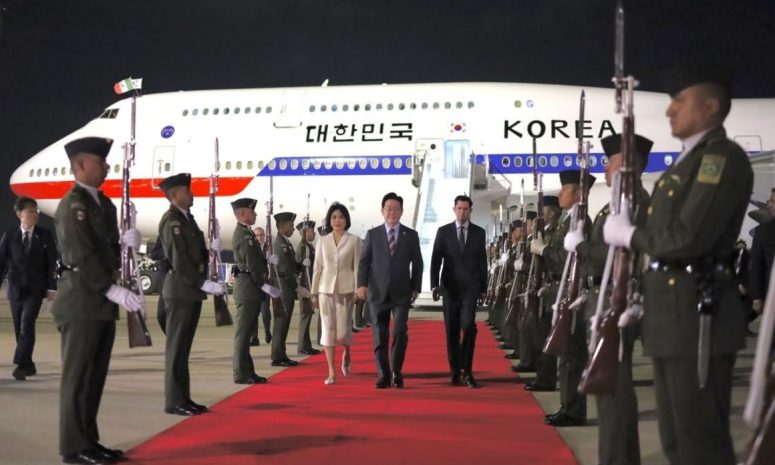 Llega presidente de Corea del Sur a México