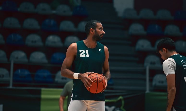 Refuerzan a Lobos Puebla con Thomas Scrubb