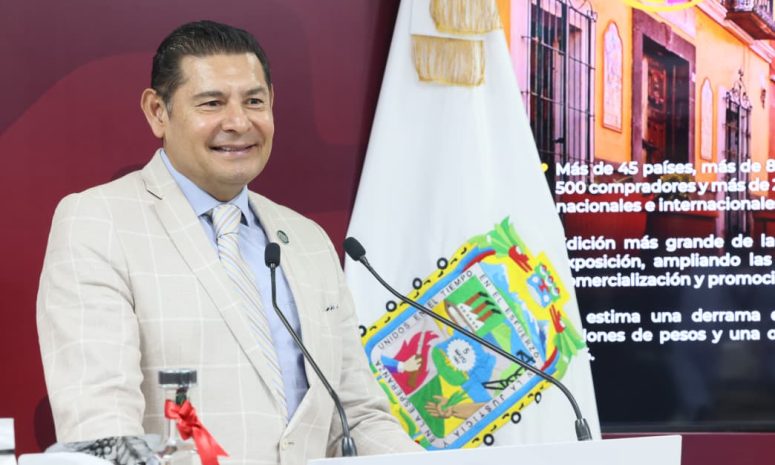Invertirán más de mil millones de pesos en modernización del Aeropuerto de Puebla