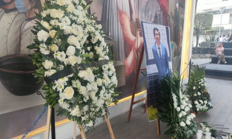 Rinden homenaje a Erick Alejandro en la BUAP tras ser localizado