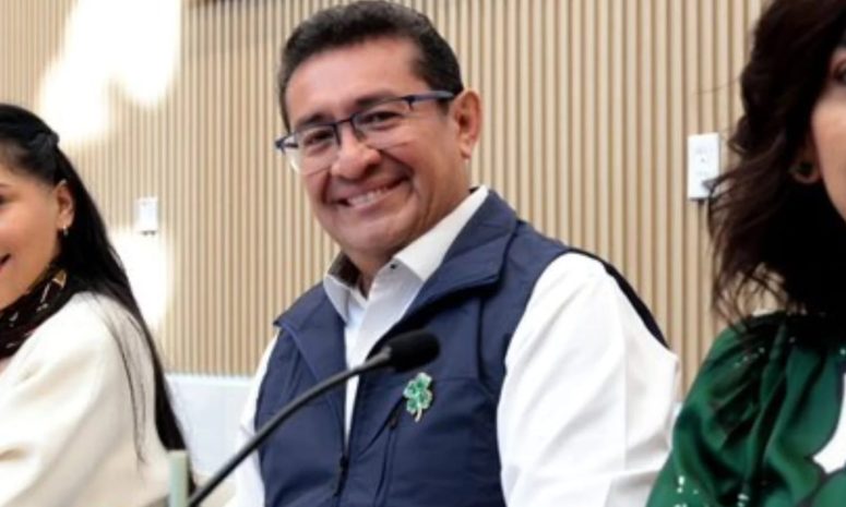 Pável Gaspar cabildea para adelantar a 2030 la alternancia de género