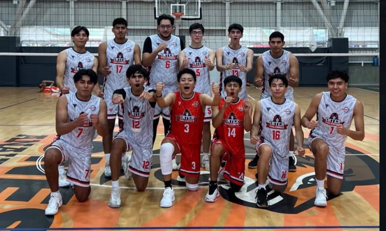 Regresan Halcones con 2 triunfos de su primera gira en voleibol