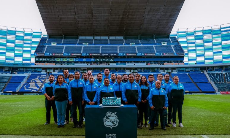 Celebra el Puebla 58 aniversario del estadio Cuauhtémoc