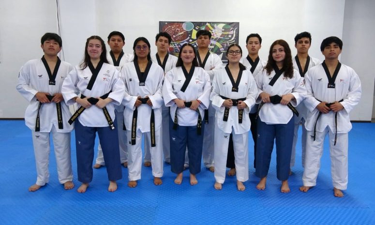 Compite la UAMP en Campeonato de Taekwondo